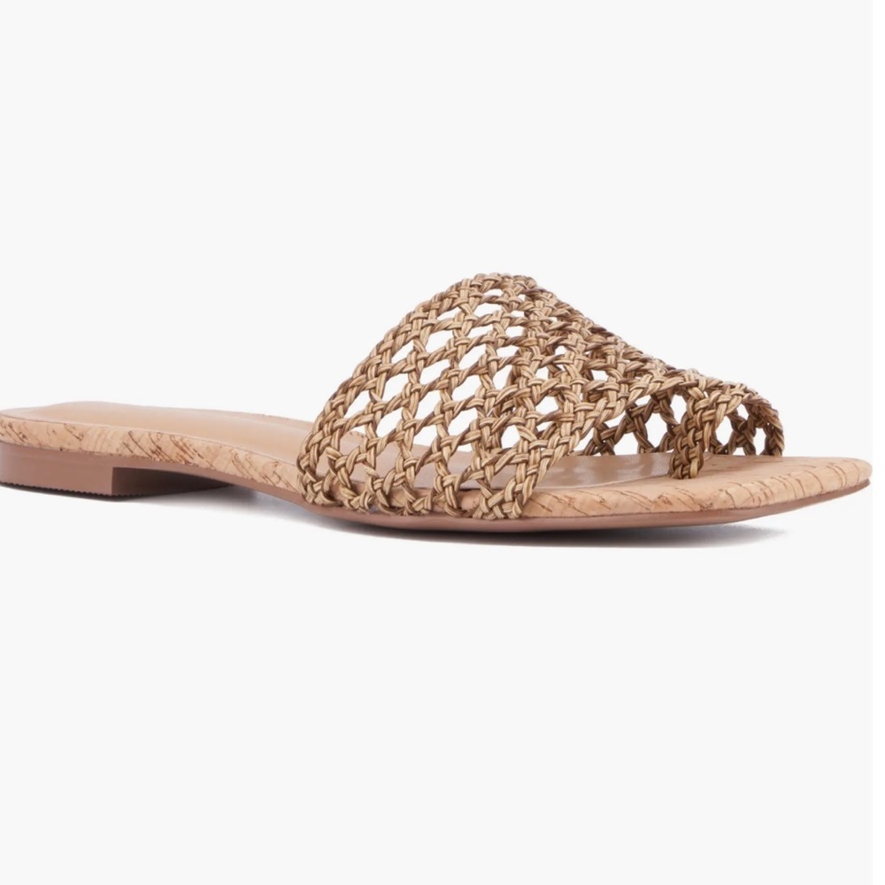 Torgeis Bronze Woven Sandals (size 7.5)